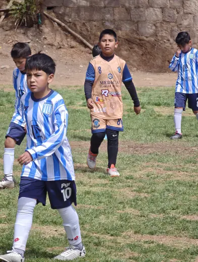 Fotografia del album Matador Gonzales Futbol Club vs Racing Sucre Club Formativo - La Liga Kids Cup