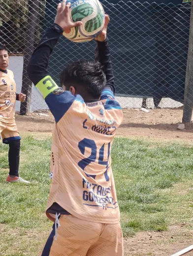 Fotografia del album Matador Gonzales Futbol Club vs Racing Sucre Club Formativo - La Liga Kids Cup