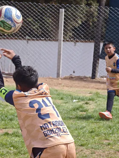 Fotografia del album Matador Gonzales Futbol Club vs Racing Sucre Club Formativo - La Liga Kids Cup