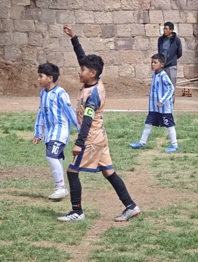 Fotografia del album Matador Gonzales Futbol Club vs Racing Sucre Club Formativo - La Liga Kids Cup