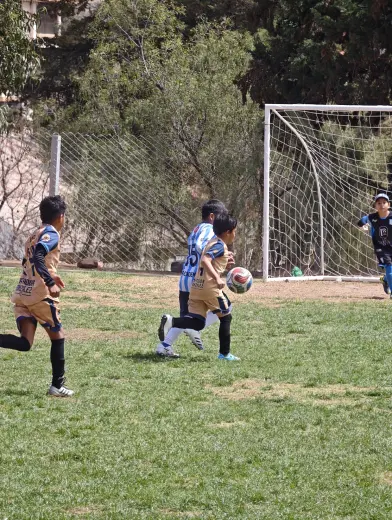 Fotografia del album Matador Gonzales Futbol Club vs Racing Sucre Club Formativo - La Liga Kids Cup
