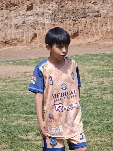 Fotografia del album Matador Gonzales Futbol Club vs Racing Sucre Club Formativo - La Liga Kids Cup