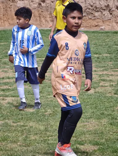 Fotografia del album Matador Gonzales Futbol Club vs Racing Sucre Club Formativo - La Liga Kids Cup