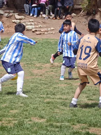 Fotografia del album Matador Gonzales Futbol Club vs Racing Sucre Club Formativo - La Liga Kids Cup