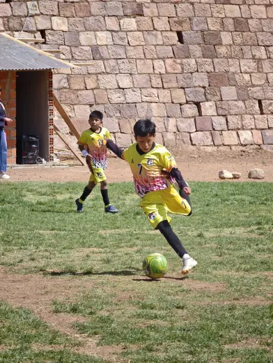 Fotografia del album Club Atletico Ezequiel Rodríguez vs Fútbol CABA - La Liga Kids Cup
