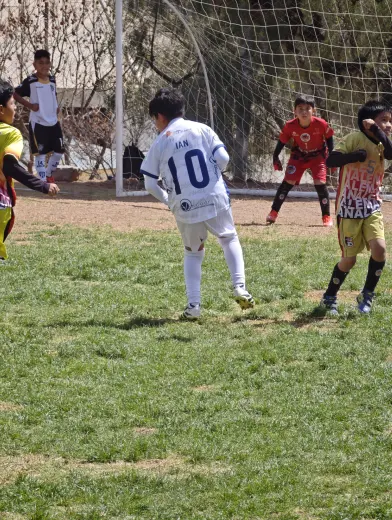 Fotografia del album Club Atletico Ezequiel Rodríguez vs Fútbol CABA - La Liga Kids Cup