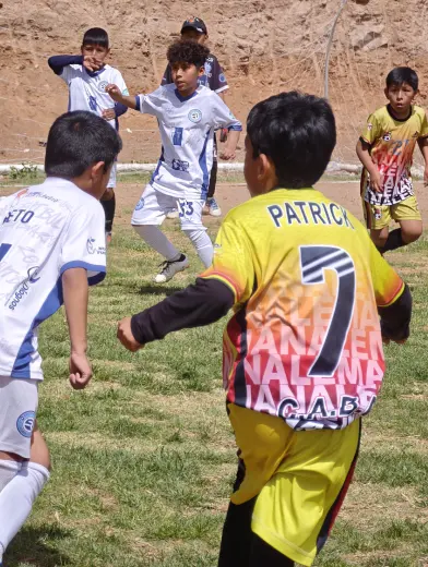 Fotografia del album Club Atletico Ezequiel Rodríguez vs Fútbol CABA - La Liga Kids Cup