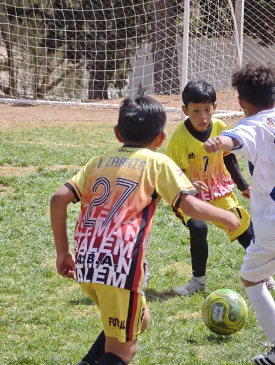 Fotografia del album Club Atletico Ezequiel Rodríguez vs Fútbol CABA - La Liga Kids Cup