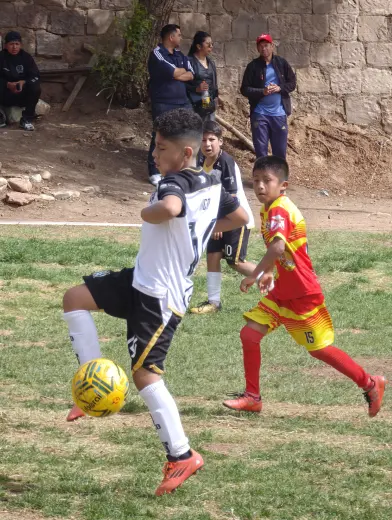Fotografia del album Club Cracks Juniors vs Diablos de Oro - La Liga Kids Cup