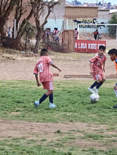 Fotografia del album Cracks M.C. vs M.G. 10 - La Liga Kids Cup
