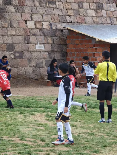 Fotografia del album Club Cracks Juniors vs Vive Soccer - La Liga Kids Cup