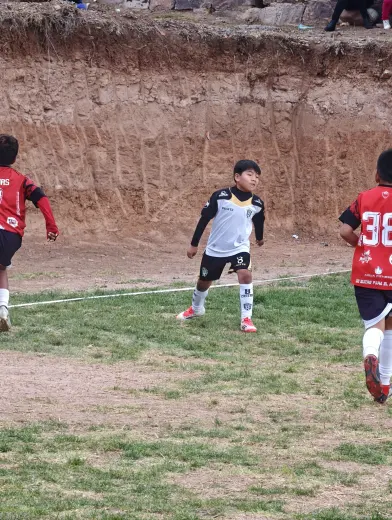 Fotografia del album Club Cracks Juniors vs Vive Soccer - La Liga Kids Cup