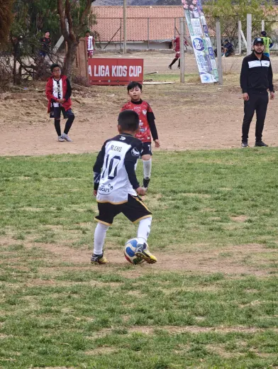 Fotografia del album Club Cracks Juniors vs Vive Soccer - La Liga Kids Cup