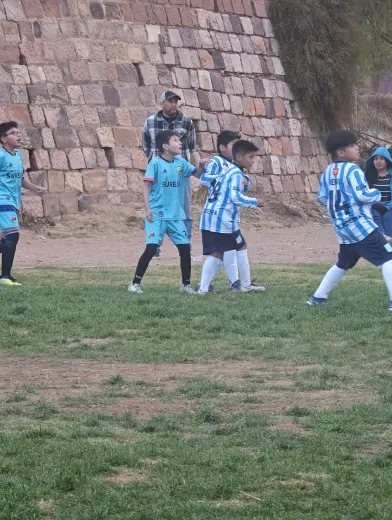 Fotografia del album Futbol Club A.B.C. Sucre vs Racing Sucre Club Formativo - La Liga Kids Cup