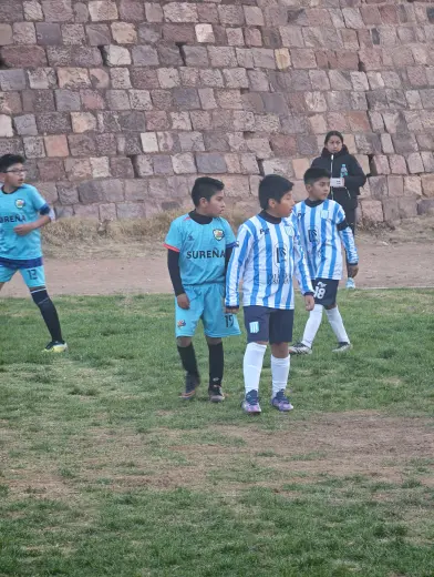 Fotografia del album Futbol Club A.B.C. Sucre vs Racing Sucre Club Formativo - La Liga Kids Cup