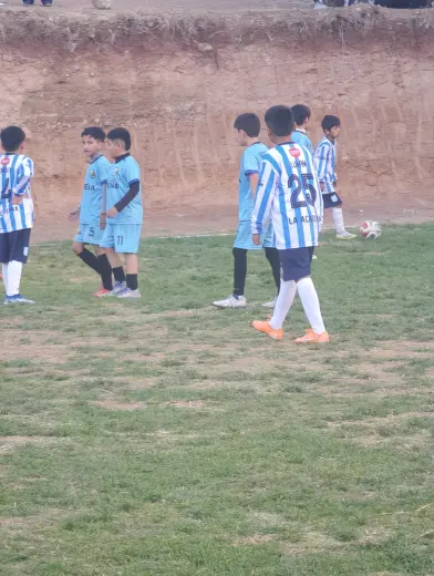 Fotografia del album Futbol Club A.B.C. Sucre vs Racing Sucre Club Formativo - La Liga Kids Cup