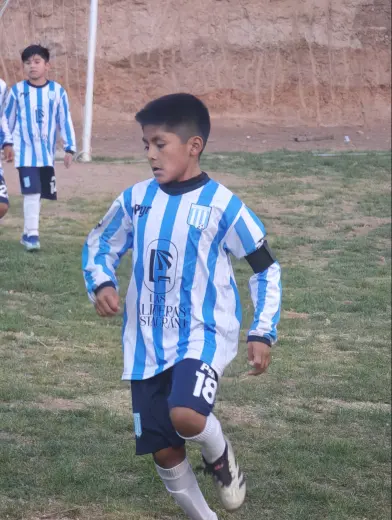 Fotografia del album Futbol Club A.B.C. Sucre vs Racing Sucre Club Formativo - La Liga Kids Cup