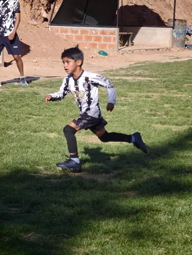 Fotografia del album Club Deportivo Santos Sucre vs Deportivo Milan - La Liga Kids Cup