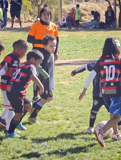 Fotografia del album Club Cracks Juniors vs Club Flamengo - La Liga Kids Cup