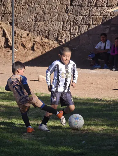 Fotografia del album Club Deportivo Santos Sucre vs Matador Gonzales Futbol Club - La Liga Kids Cup