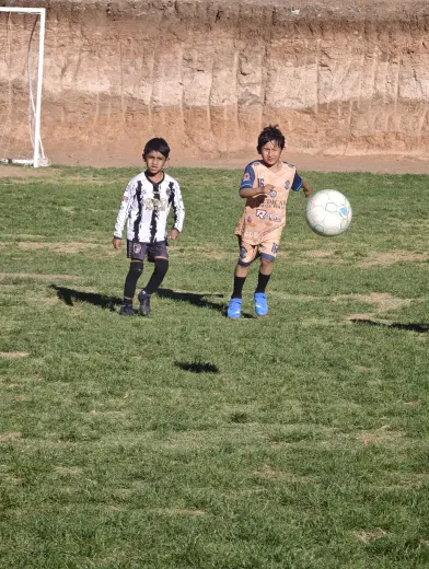 Fotografia del album Club Deportivo Santos Sucre vs Matador Gonzales Futbol Club - La Liga Kids Cup