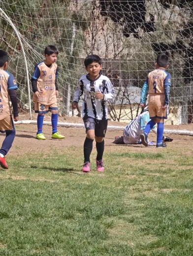Fotografia del album Club Deportivo Santos Sucre vs Matador Gonzales Futbol Club - La Liga Kids Cup