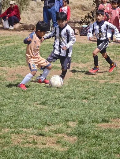 Fotografia del album Club Deportivo Santos Sucre vs Matador Gonzales Futbol Club - La Liga Kids Cup