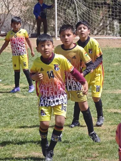 Fotografia del album Fútbol CABA vs M.G. 10 - La Liga Kids Cup